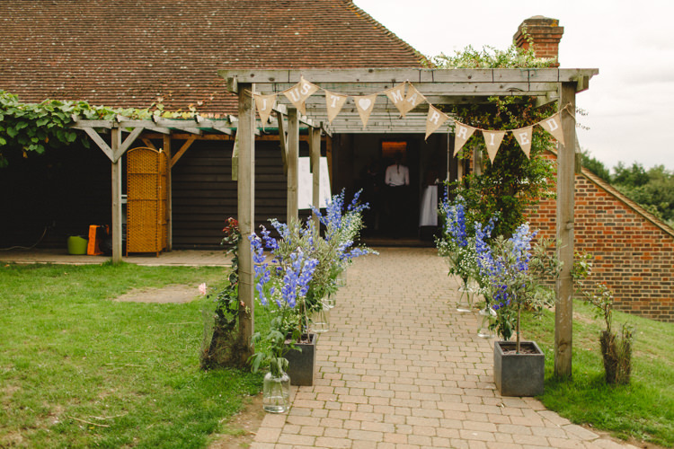 Charming Floral Filled Wedding http://www.francessales.co.uk/