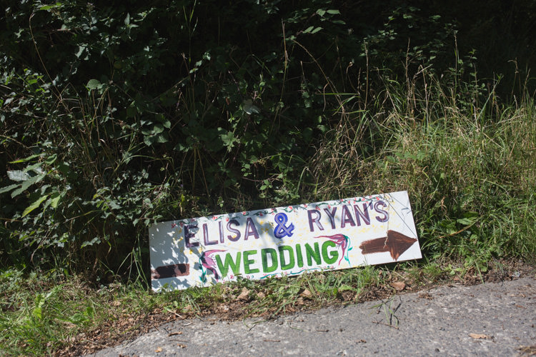 Painted Sign Farm Barn Wedding http://www.florencefox.com/