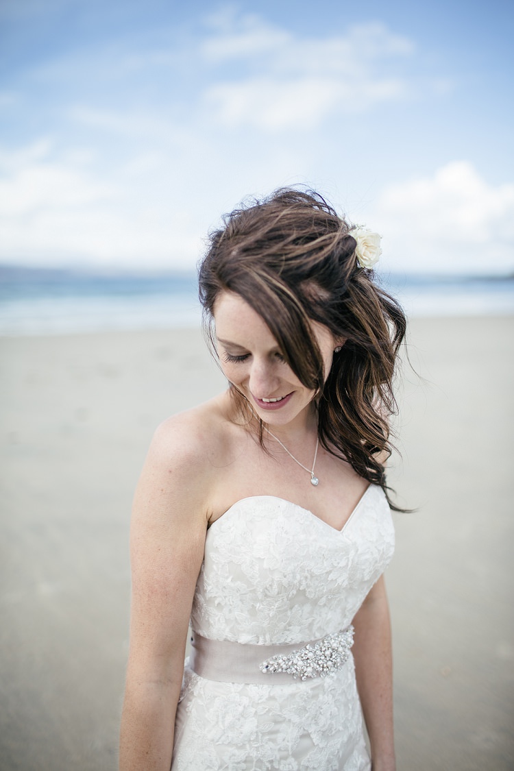 Wavy Curls Hair Style Bride Bridal Scottish Beach Wedding http://www.kat-hill.com/