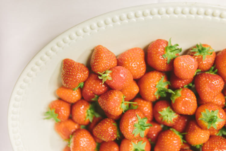 Crafty Yellow Vintage Village Hall Wedding http://www.suekwiatkowska.com/