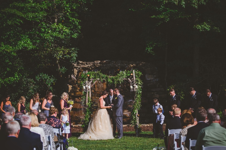 Whimsical Woodland Earthy Wedding Georgia http://www.ambercatherphotography.com/