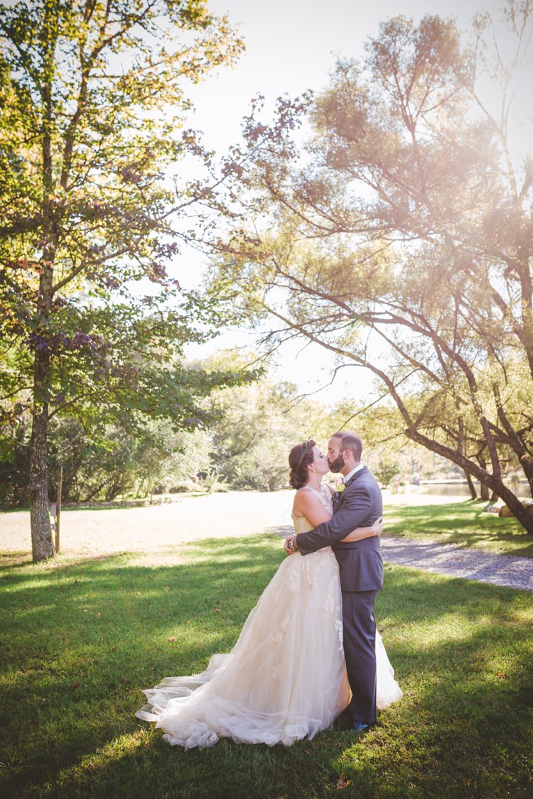 Whimsical Woodland Earthy Wedding Georgia http://www.ambercatherphotography.com/