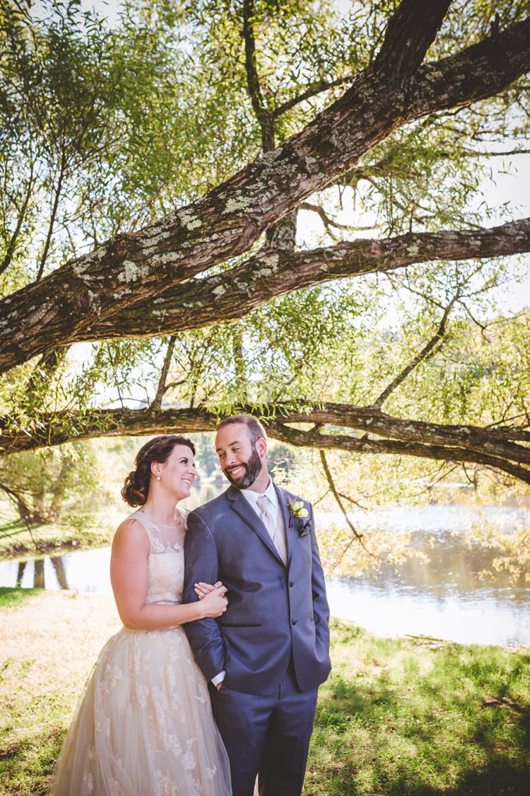 Whimsical Woodland Earthy Wedding Georgia http://www.ambercatherphotography.com/
