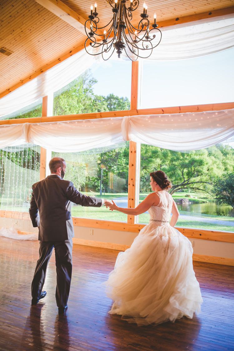 Whimsical Woodland Earthy Wedding Georgia http://www.ambercatherphotography.com/