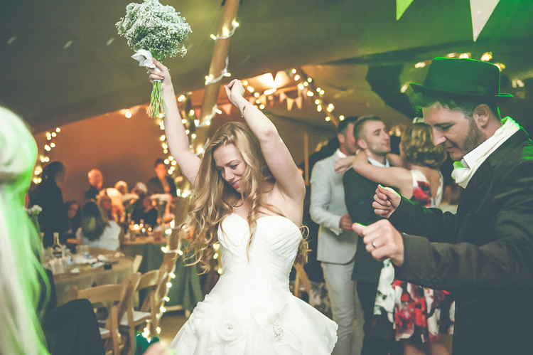 Quirky Natural Woodland Wedding http://lisahowardphotography.co.uk/