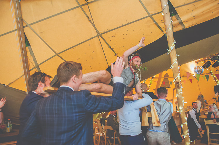 Quirky Natural Woodland Wedding http://lisahowardphotography.co.uk/