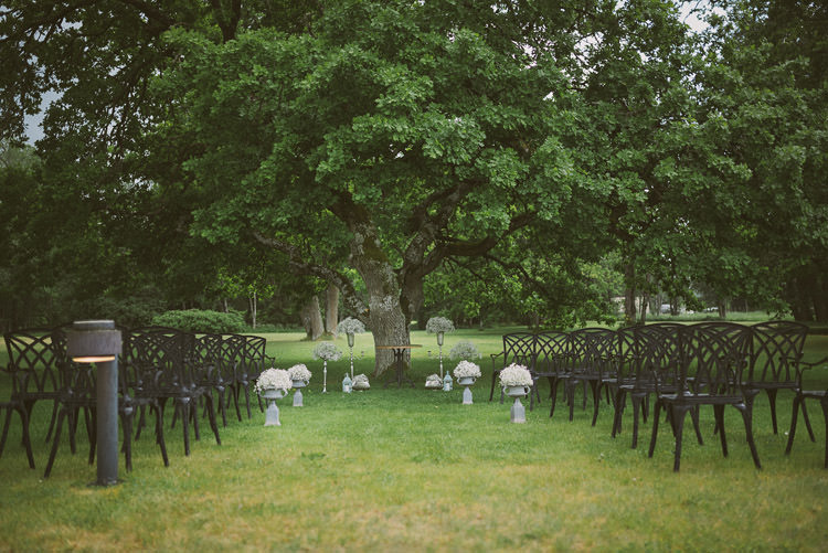 Mint Chemistry Outdoor Wedding Estonia http://sokkphoto.com/