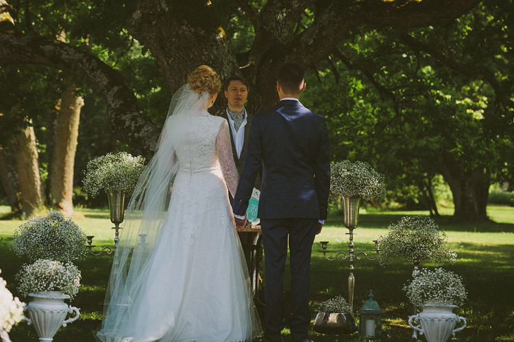 Mint Chemistry Outdoor Wedding Estonia http://sokkphoto.com/