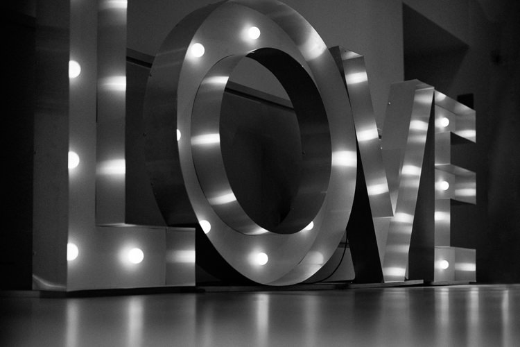LOVE Letter Lights Chic Hollywood Glamour Wedding http://www.kategrayphotography.com/