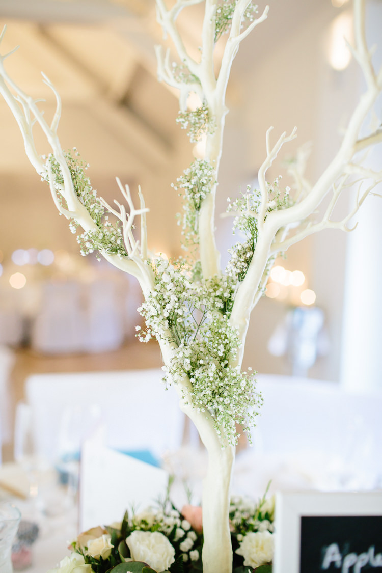 Tree Branch Baby Breath Gyp Gypsophila Centrepiece Table Decor Chic Hollywood Glamour Wedding http://www.kategrayphotography.com/