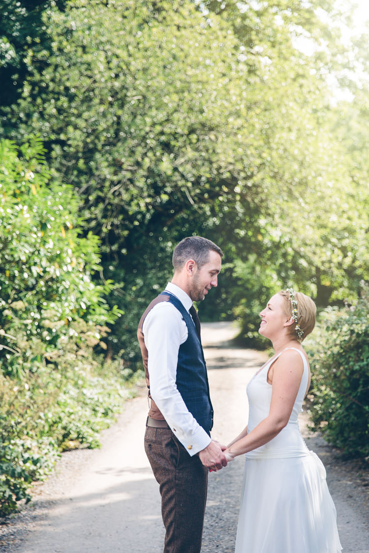 Low Key Hand Made Wedding http://www.kategrayphotography.com/