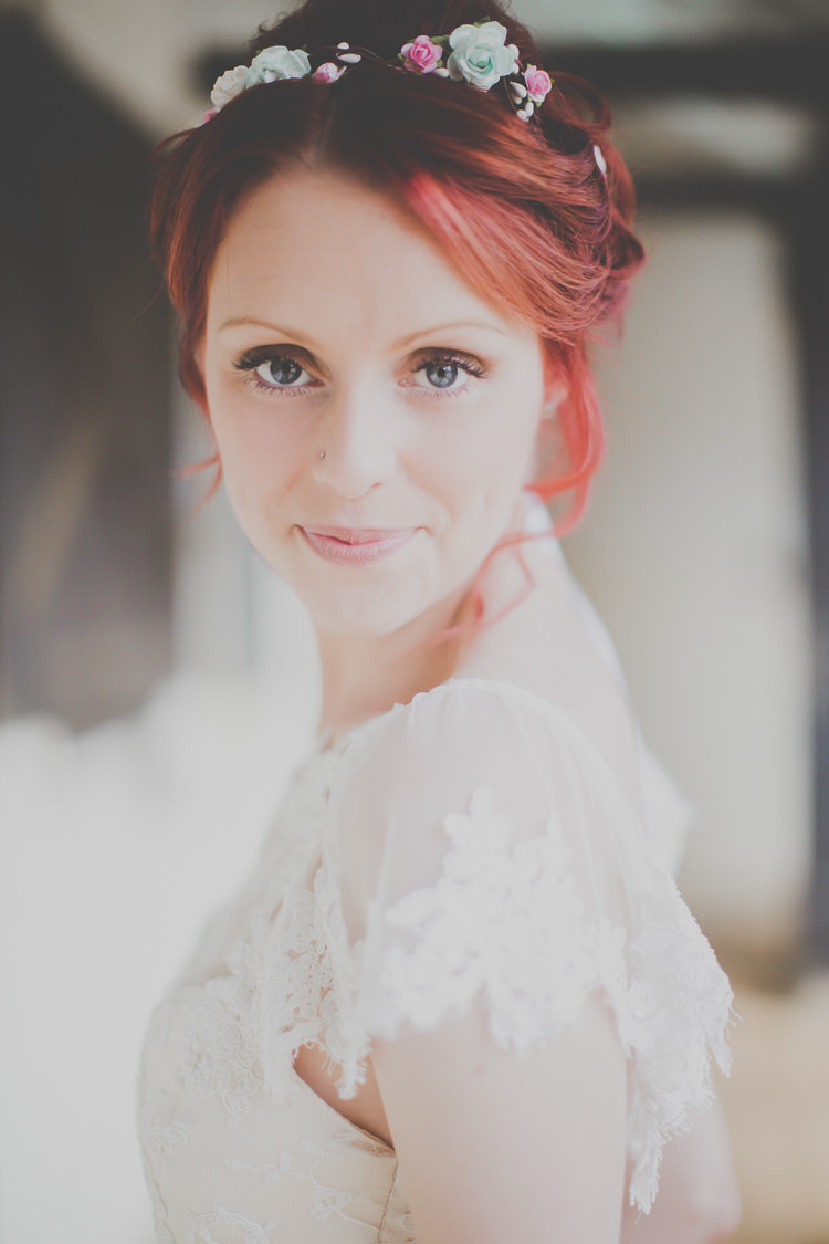 Fresh Pretty Natural Make Up Bride Bridal Quirky Cute Pastel Wedding http://www.ferriphotography.co.uk/