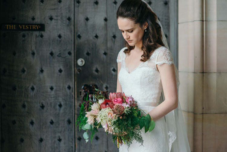 Modern Natural Pink Metallic Wedding http://photosbyzoe.co.uk/