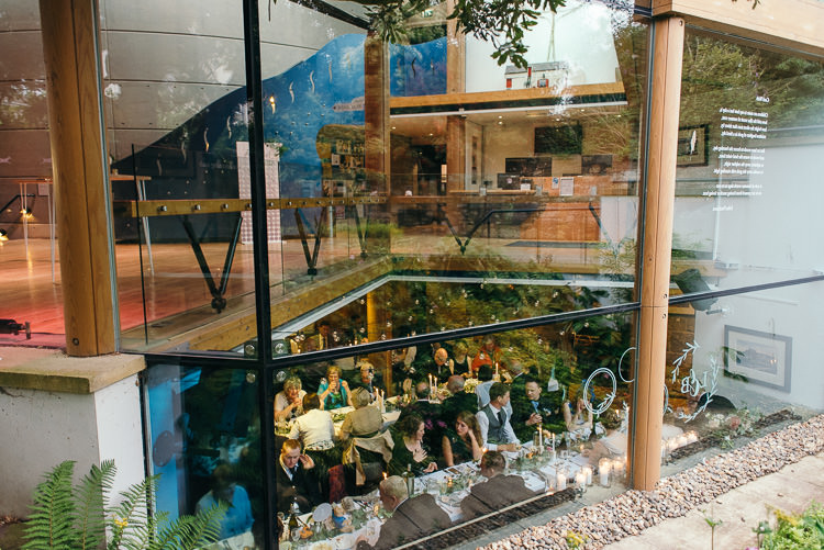 Modern Natural Pink Metallic Wedding http://photosbyzoe.co.uk/