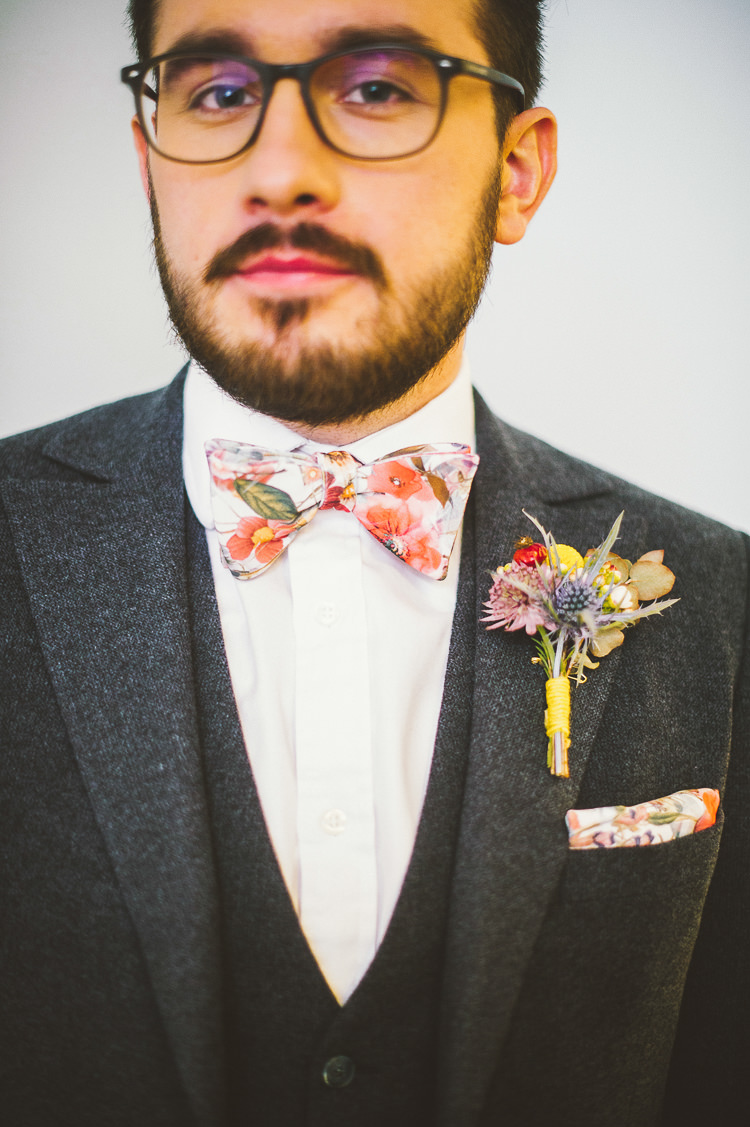 Whimsical Vibrant Multicolour Wedding Ideas http://hecapture.fr/