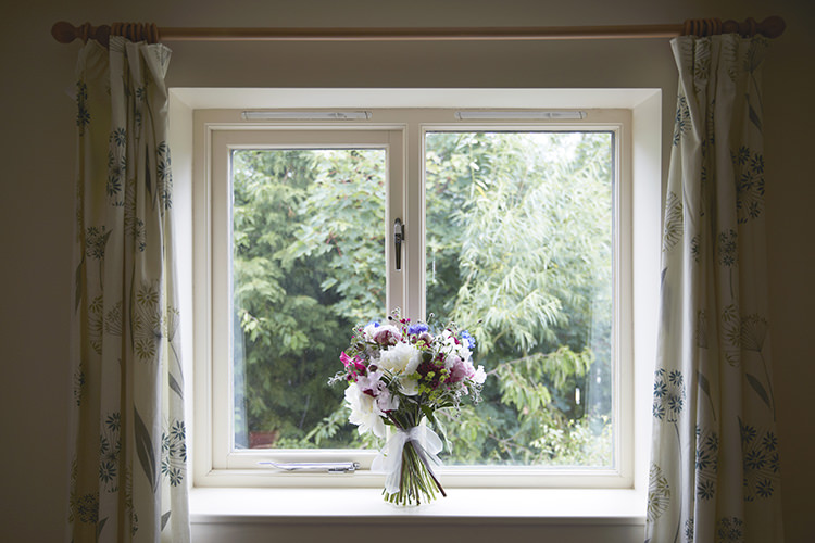 Handmade Fuchsia Navy Farm Wedding http://www.nataliejweddings.com/