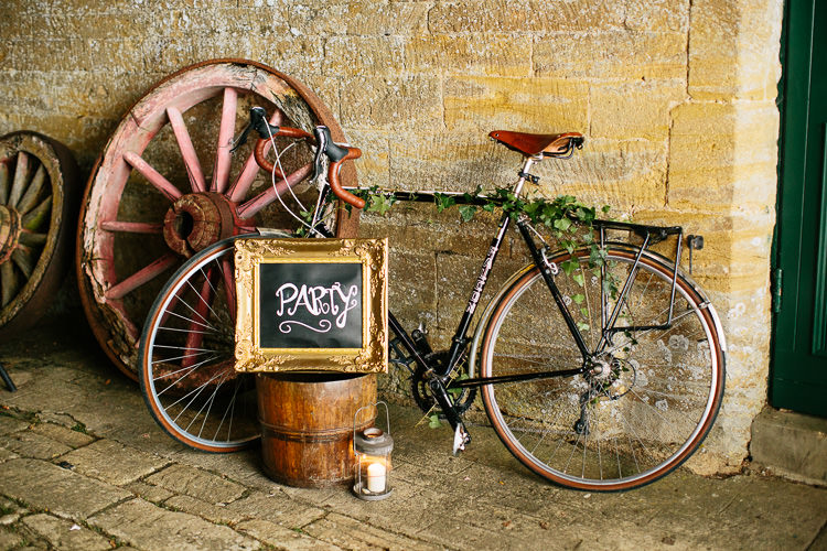 Decor Bicycle Rich Plum Stylish Relaxed Wedding http://albertpalmerphotography.com/