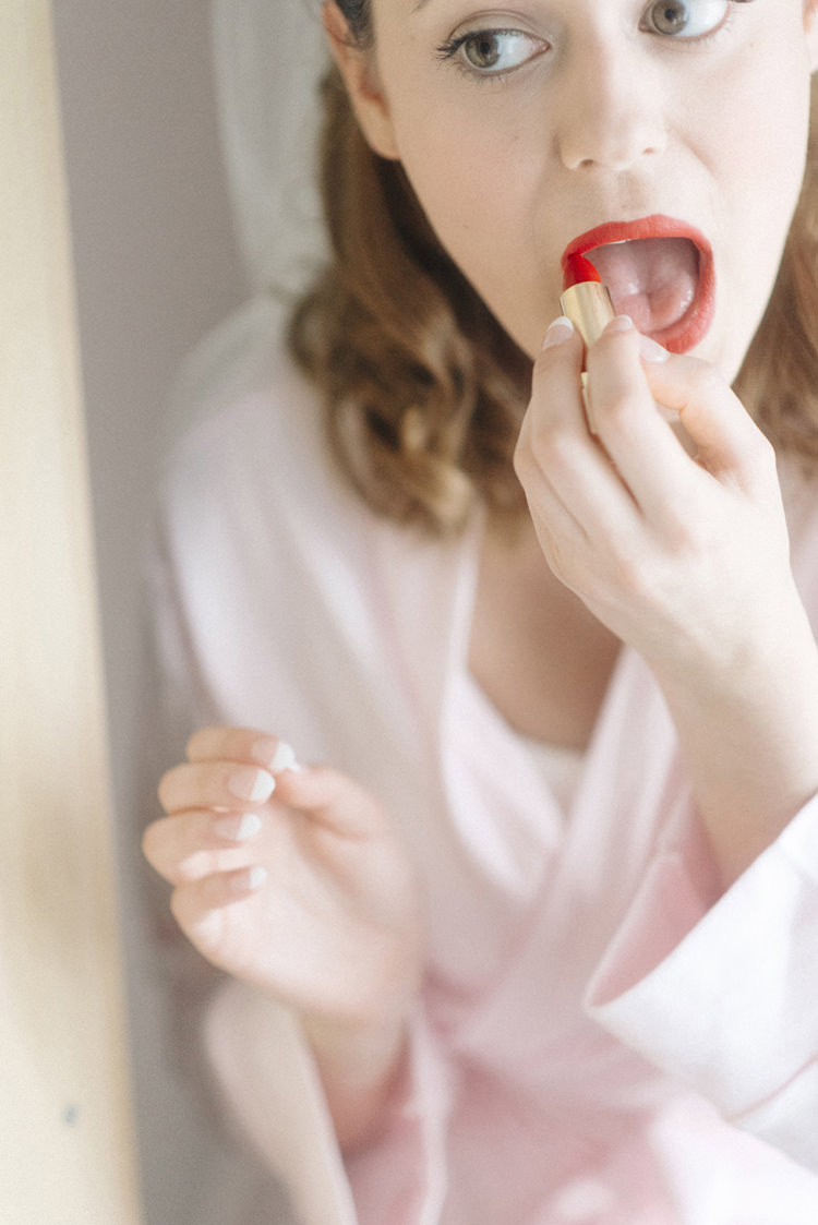 Make Up Bride Bridal Red Lipstick Chic Pastel City Wedding http://sarahjaneethan.co.uk/
