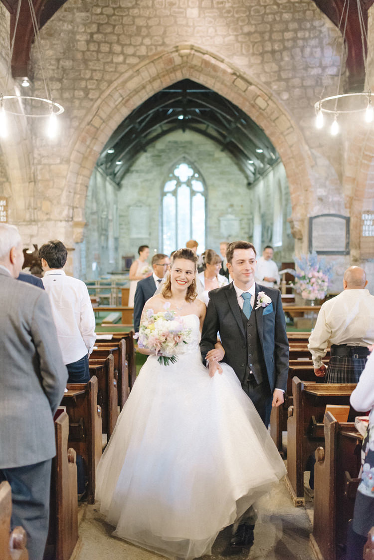 Chic Pastel City Wedding http://sarahjaneethan.co.uk/
