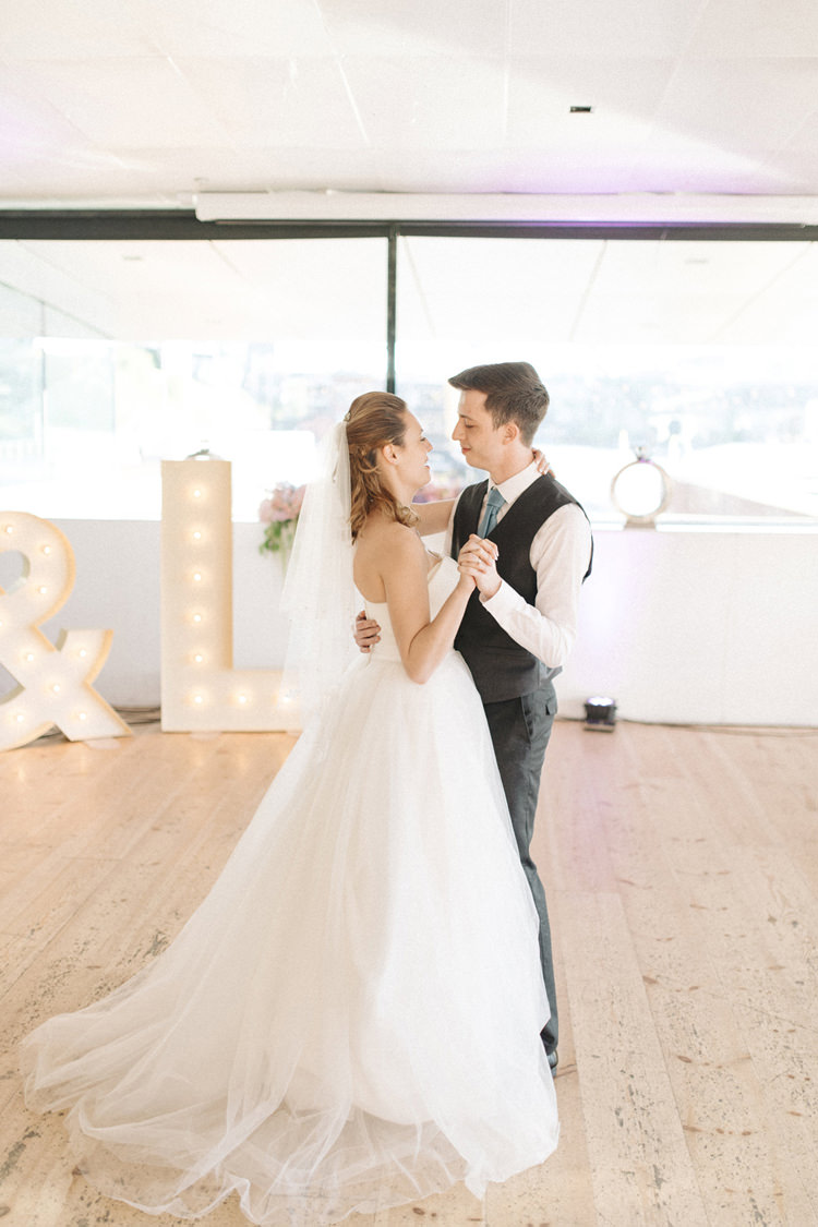 Chic Pastel City Wedding http://sarahjaneethan.co.uk/