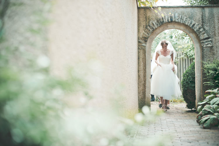 Beautiful Summer Garden Party Wedding http://divinedayphotography.com/
