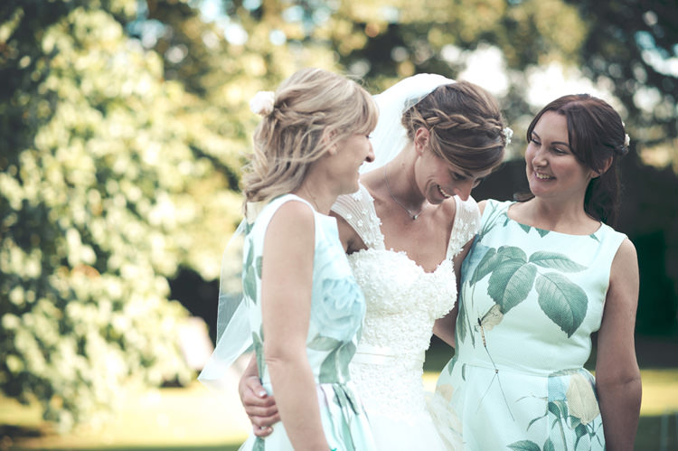 Beautiful Summer Garden Party Wedding http://divinedayphotography.com/