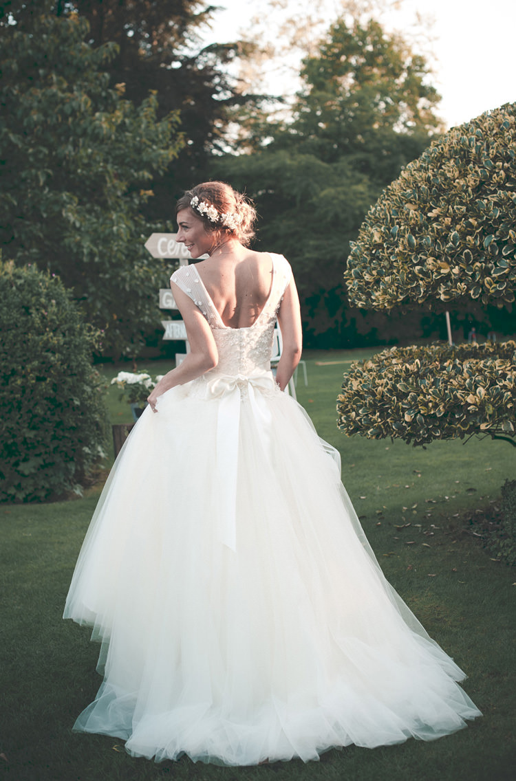 Bluebell Sassi Holford Dress Gown Bride Bridal Tulle Bow Back Beautiful Summer Garden Party Wedding http://divinedayphotography.com/