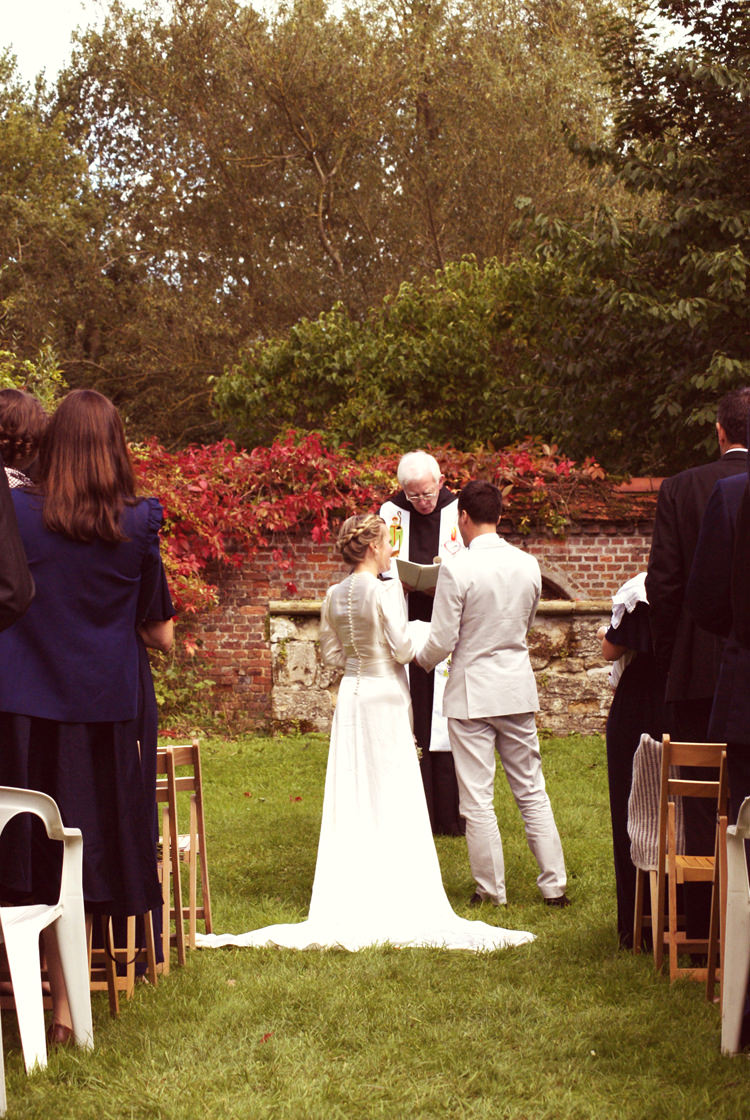 Vintage Country Garden Festival Wedding http://www.kimberleysta-mariaphotography.com/