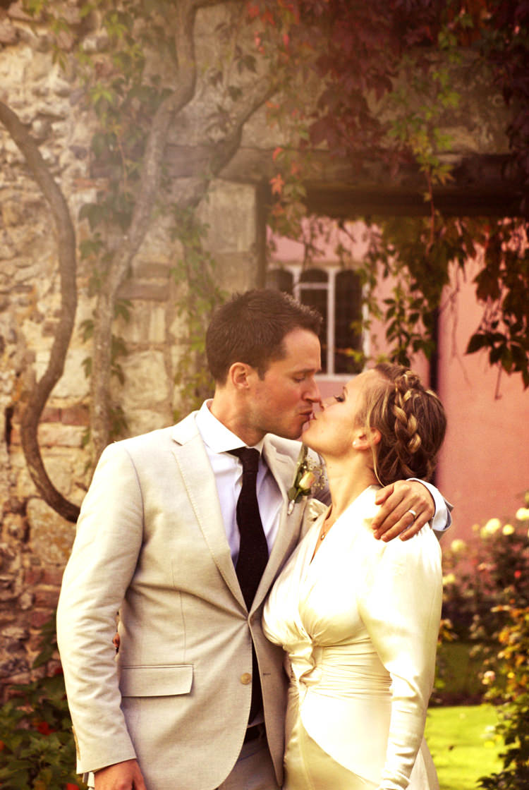Vintage Country Garden Festival Wedding http://www.kimberleysta-mariaphotography.com/