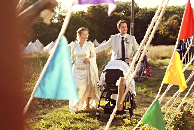Vintage Country Garden Festival Wedding http://www.kimberleysta-mariaphotography.com/