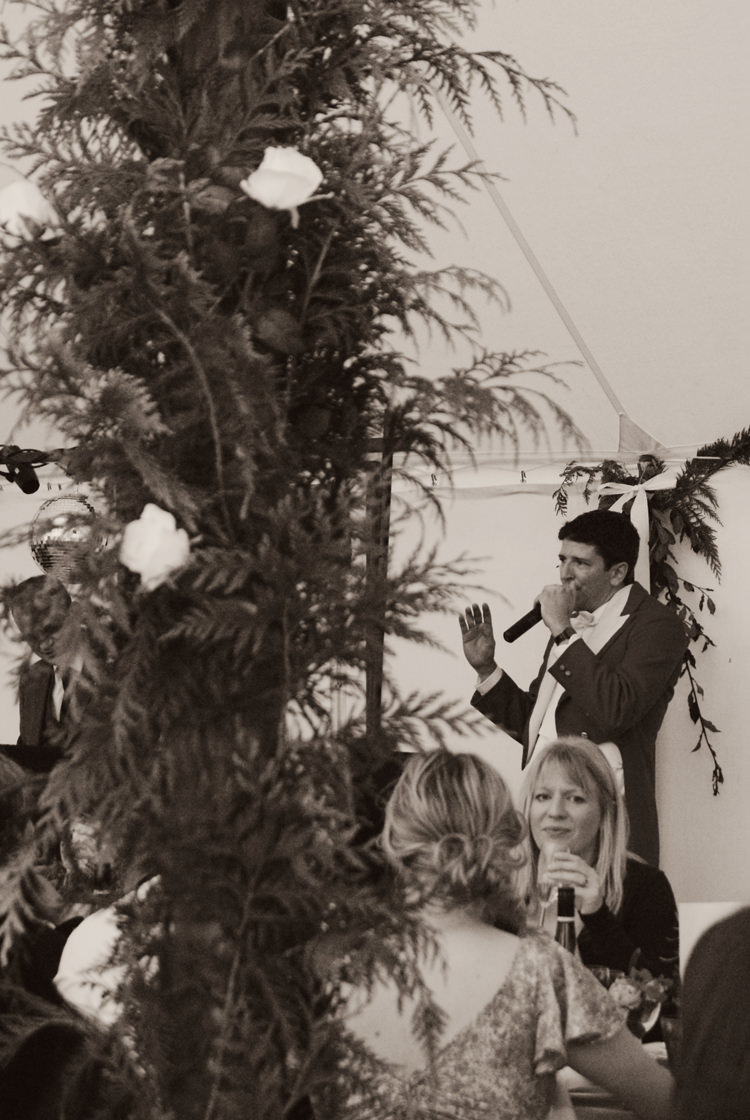 Vintage Country Garden Festival Wedding http://www.kimberleysta-mariaphotography.com/