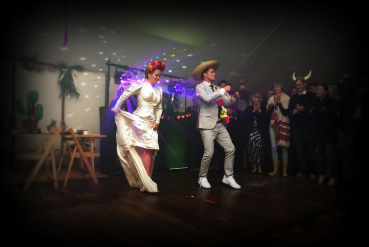 Vintage Country Garden Festival Wedding http://www.kimberleysta-mariaphotography.com/