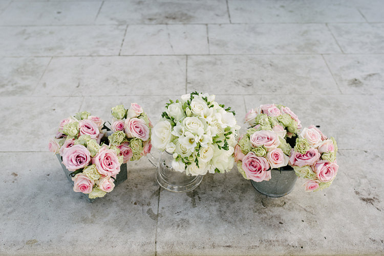 Stylish Relaxed Secret Garden Wedding http://www.gregcoltmanphotography.com/
