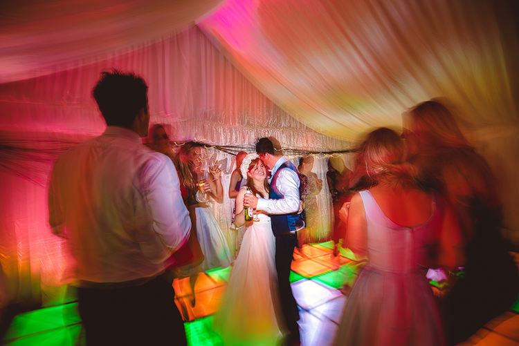 Stylish Relaxed Secret Garden Wedding http://www.gregcoltmanphotography.com/
