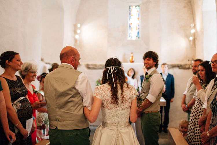Bohemian Origami Guernsey Wedding http://janiceyiphotography.ca/