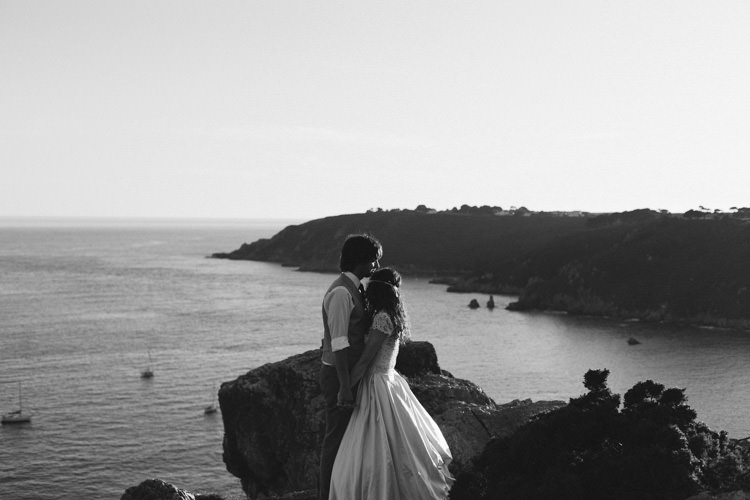 Bohemian Origami Guernsey Wedding http://janiceyiphotography.ca/