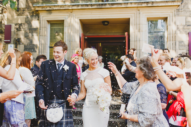 Confetti Throw Modern Chic Stylish City Wedding http://photographybymarclawson.com/