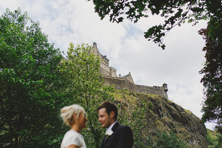 Modern Chic Stylish City Wedding http://photographybymarclawson.com/