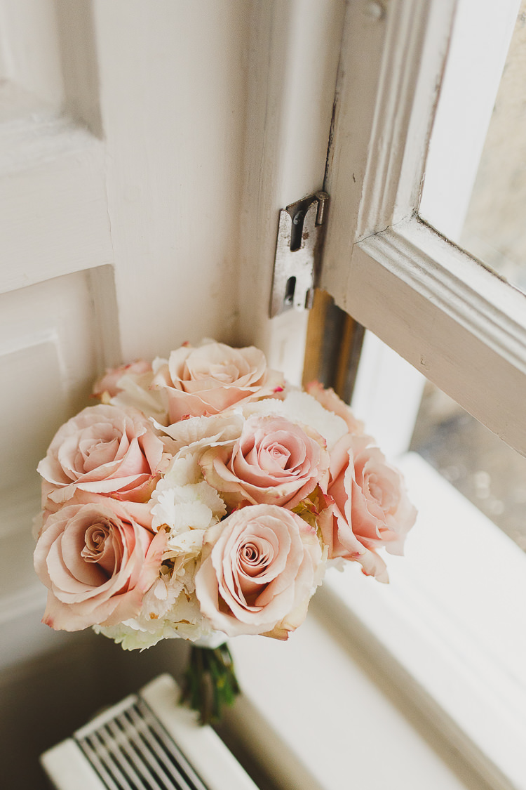 Blush White Rose Hydrangea Bouquet Flowers Modern Chic Stylish City Wedding http://photographybymarclawson.com/