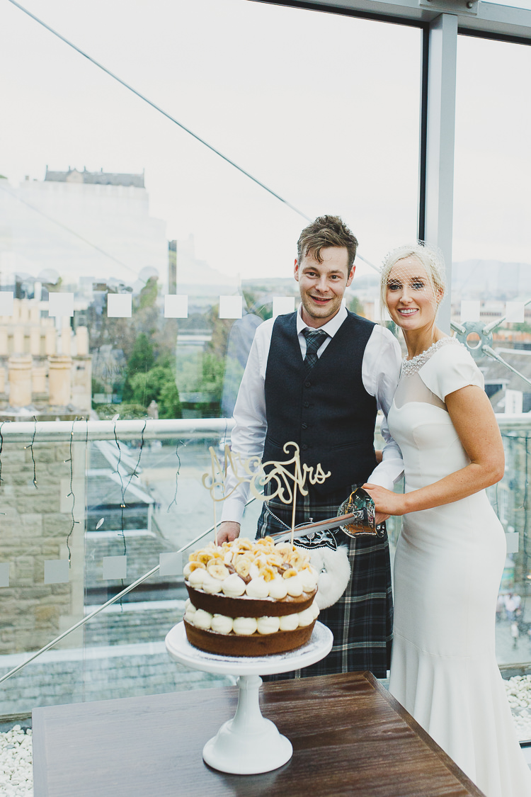 Modern Chic Stylish City Wedding http://photographybymarclawson.com/