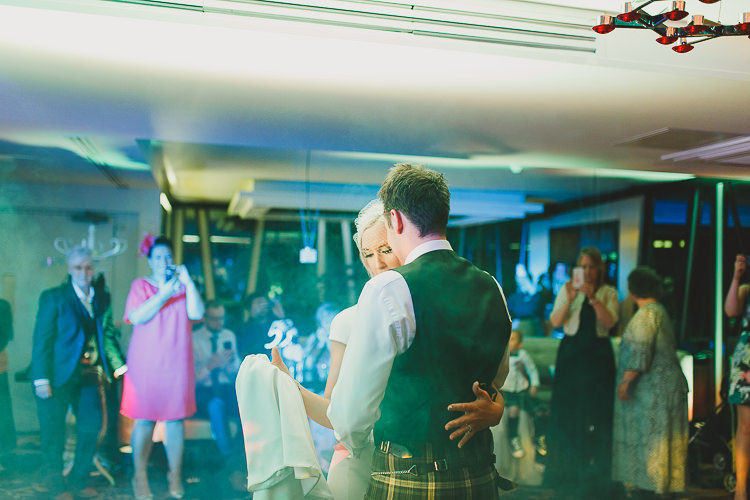 Modern Chic Stylish City Wedding http://photographybymarclawson.com/