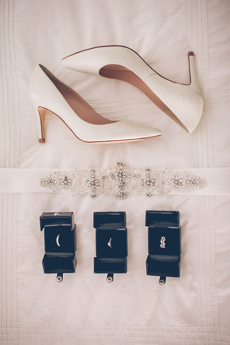 Bride Bridal Accessories Colourful Fun London Wedding http://storyandcolour.co.uk/