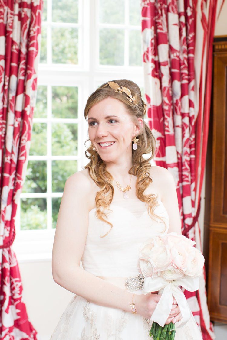 Gold Hair Accessory Accessories Style Bride Bridal Pretty Pink Green Winter Wedding http://www.lynseygracephotography.com/