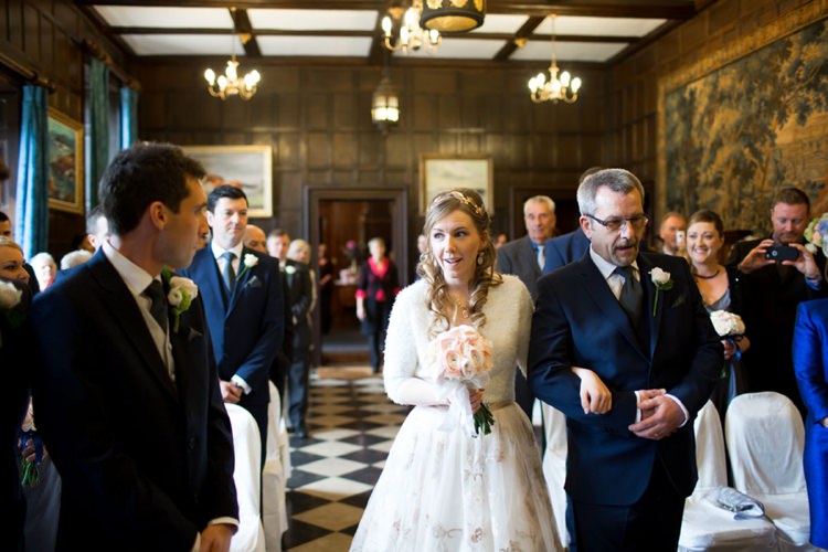 Pretty Pink Green Winter Wedding http://www.lynseygracephotography.com/