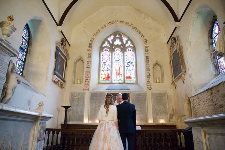 Pretty Pink Green Winter Wedding http://www.lynseygracephotography.com/