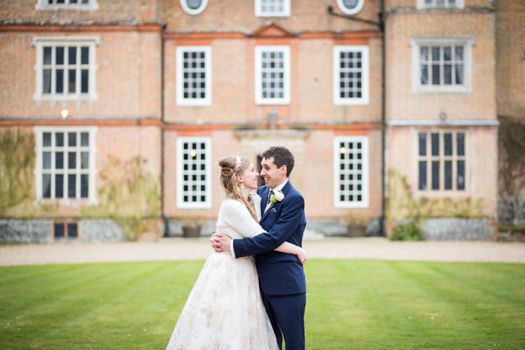 Pretty Pink Green Winter Wedding http://www.lynseygracephotography.com/