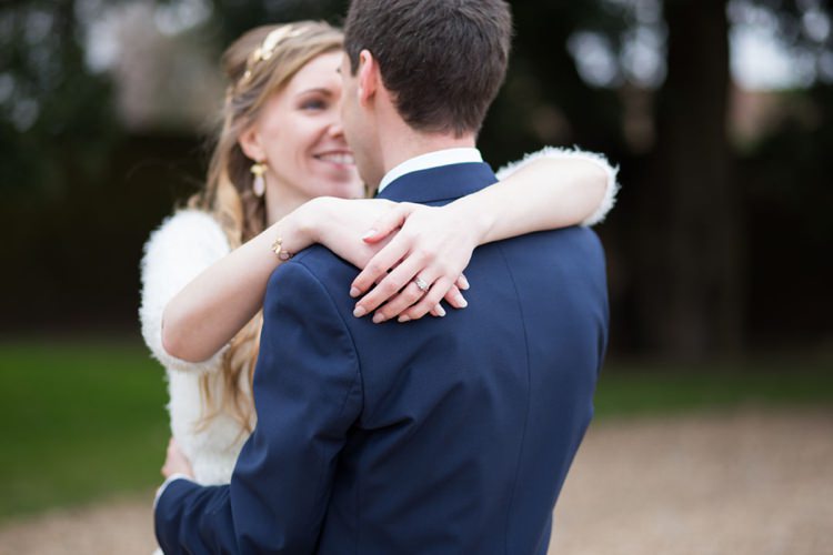 Pretty Pink Green Winter Wedding http://www.lynseygracephotography.com/