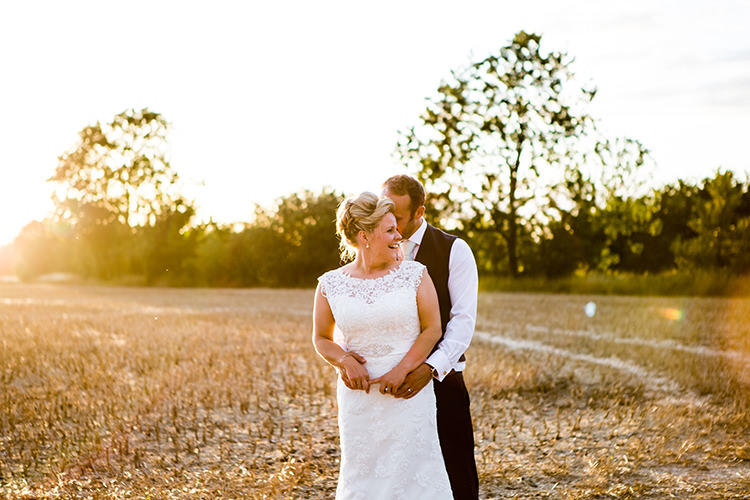 Pretty Natural Floral Barn Wedding http://www.johastingsphotography.co.uk/