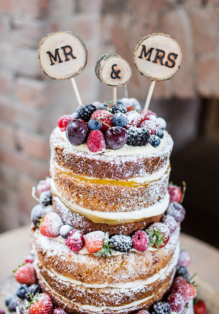 Mr Mrs Log Cake Topper Pretty Natural Floral Barn Wedding http://www.johastingsphotography.co.uk/