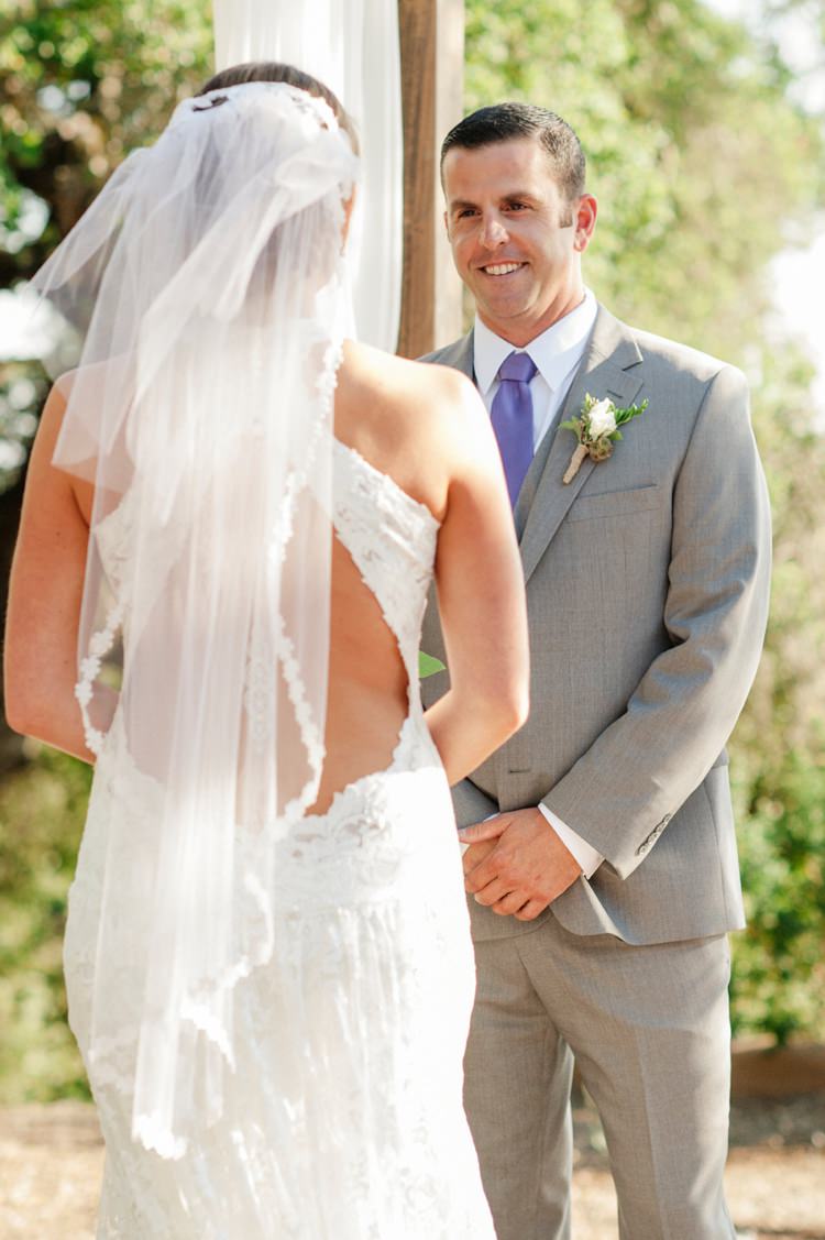 Veil Bride Bridal Accessory Beautiful Winery Wedding California http://www.sarahmaren.com/